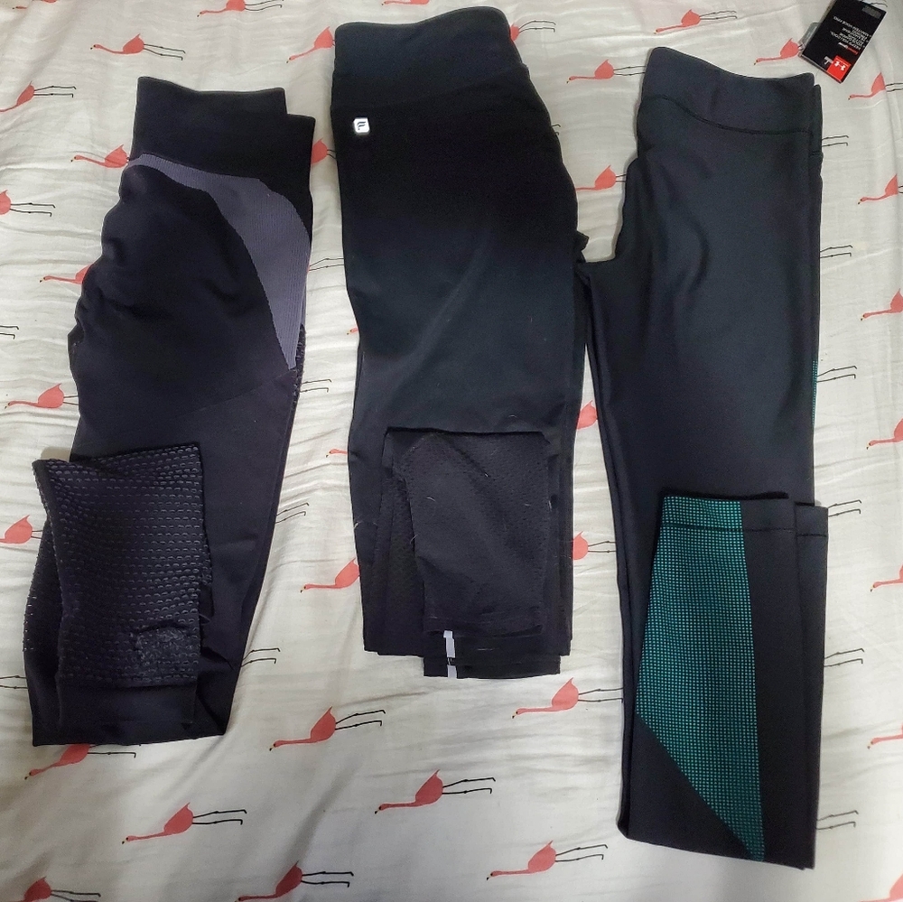 Fabletics / underarmer workout pants.